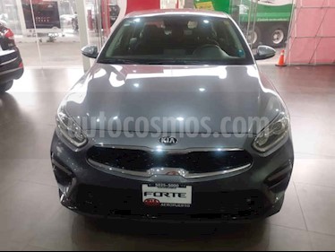 Kia Forte EX Aut usado (2019) color Gris precio $284,000