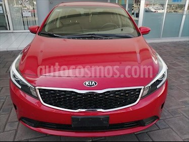 Kia Forte L usado (2018) color Rojo precio $210,000