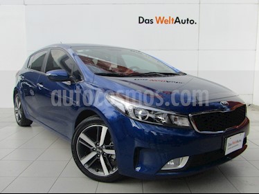 foto Kia Forte SX Aut usado (2017) color Azul precio $259,000