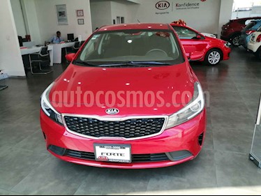 Kia Forte L usado (2018) color Rojo precio $195,000
