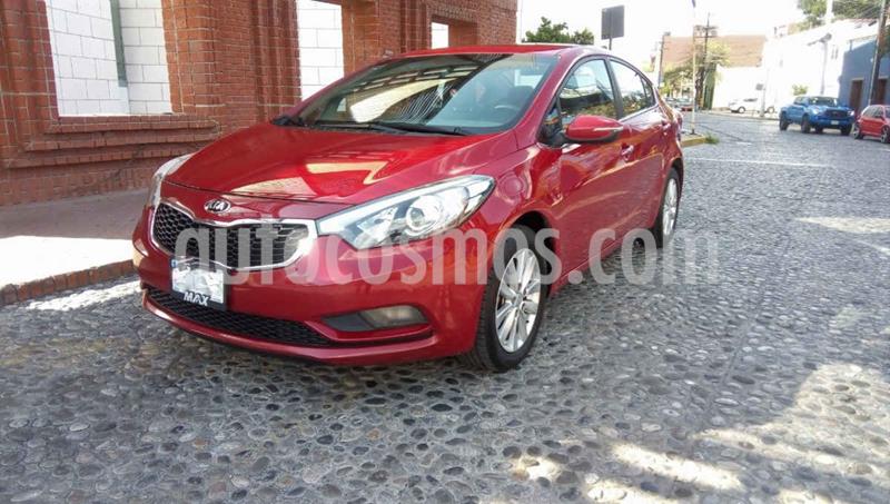 Kia Forte EX Aut usado (2016) color Rojo precio $178,000