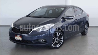 foto Kia Forte SX Aut usado (2016) color Azul precio $210,000