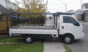 foto Kia Frontier 2.5L Chasis usado (2011) color Blanco precio $7.590.000