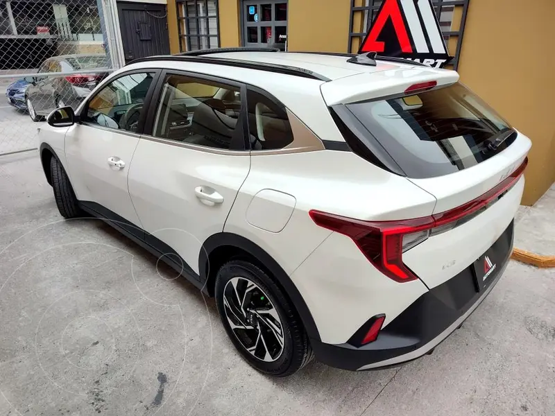 kia k3-hatchback