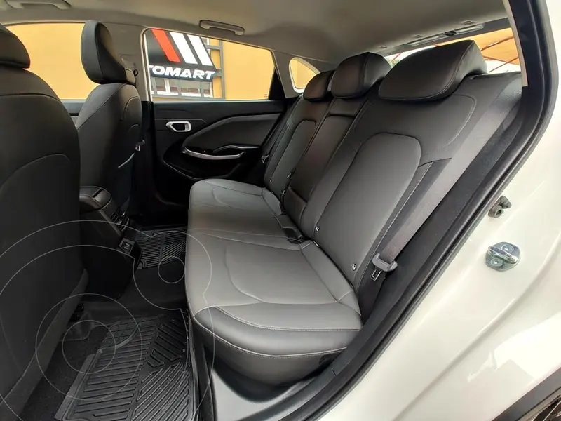 kia k3-hatchback