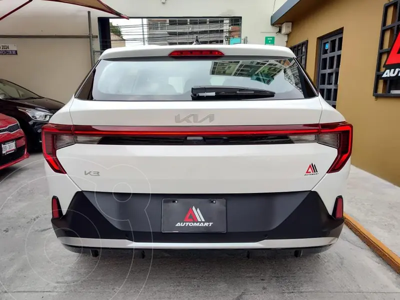 kia k3-hatchback