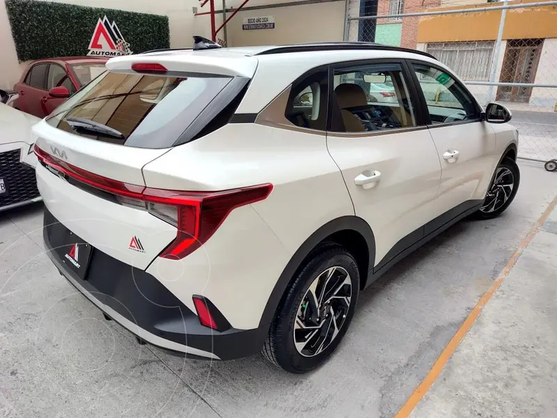 kia k3-hatchback
