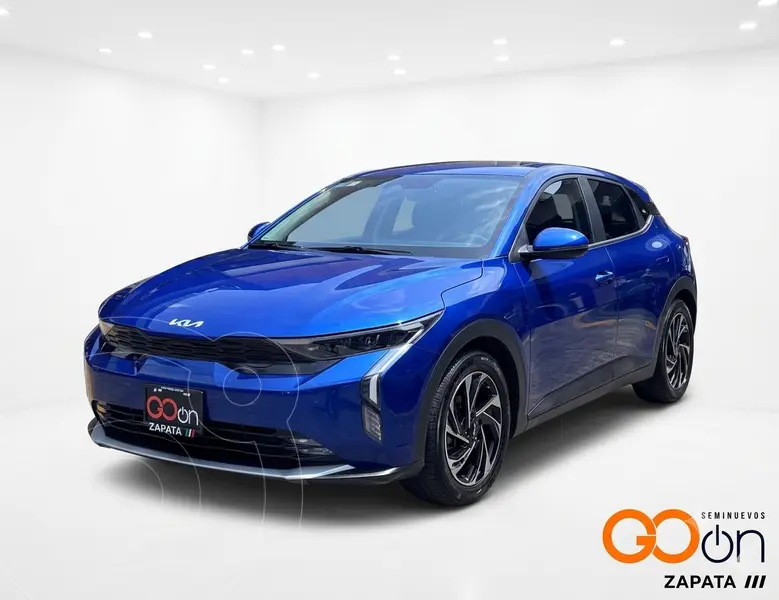 Foto Kia K3 EX Aut usado (2024) color KIA AZURE BLUE precio $344,900