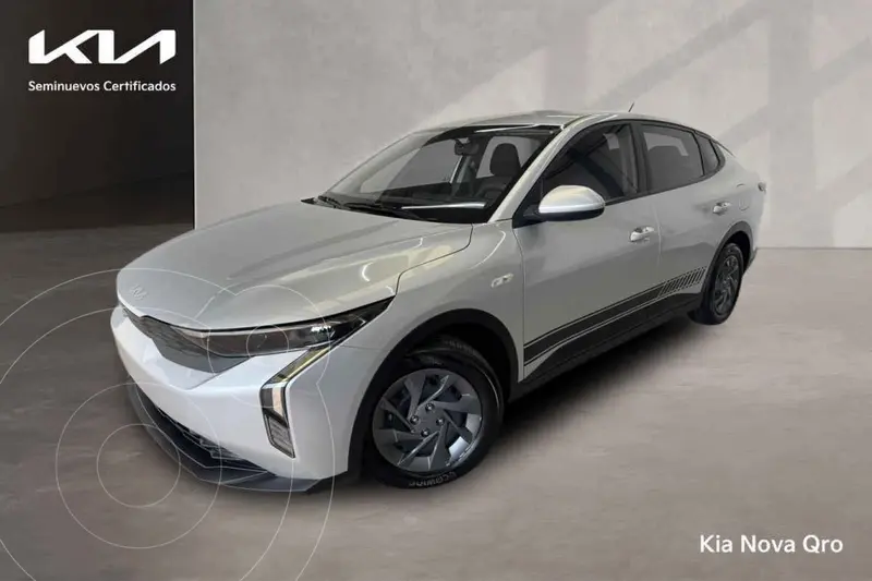 Foto Kia K3 L usado (2024) color Plata financiado en mensualidades(enganche $73,302 mensualidades desde $6,293)