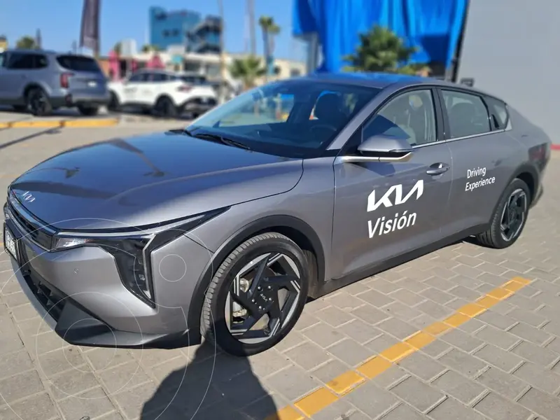kia k4-sedan