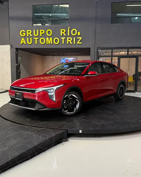 Foto Kia K4 Sedan GT Line Aut usado (2026) color Rojo precio $459,000
