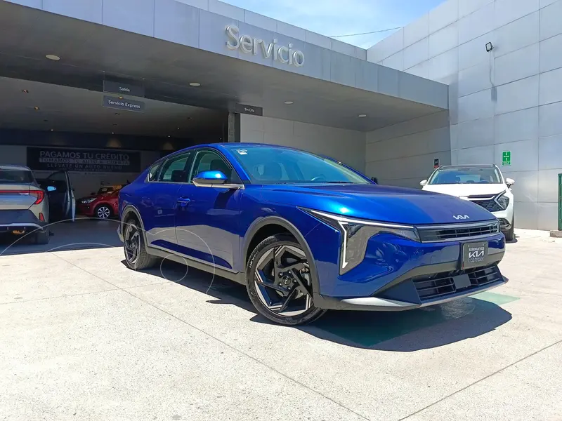 Foto Kia K4 Sedan EX Aut usado (2025) color Azul precio $420,000
