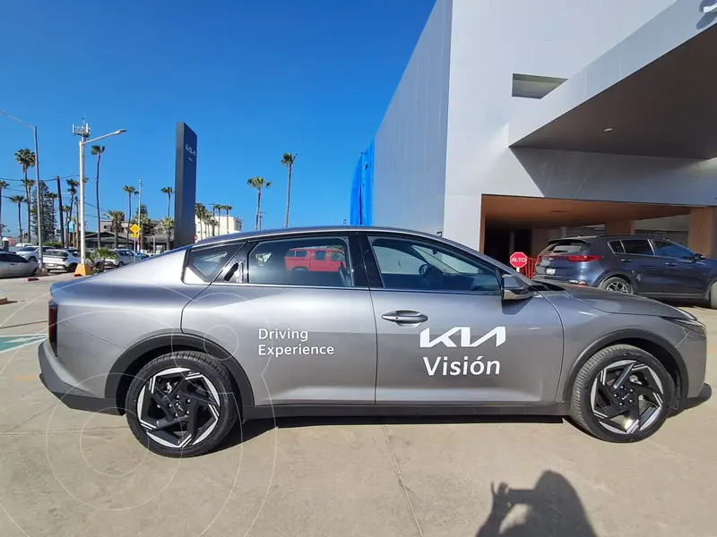 kia k4-sedan