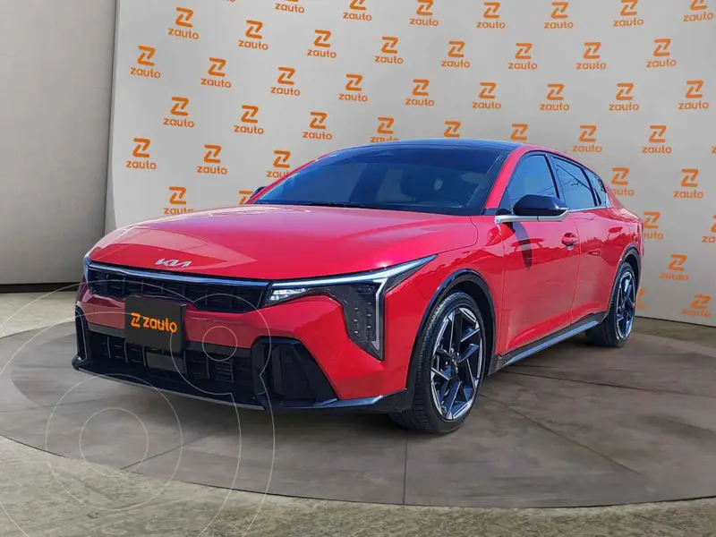Foto Kia K4 Sedan GT Line Turbo Aut usado (2025) color Rojo financiado en mensualidades(enganche $133,770 mensualidades desde $10,234)