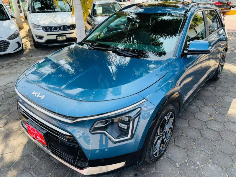 Foto Kia Niro HEV EX usado (2023) color Azul precio $545,000