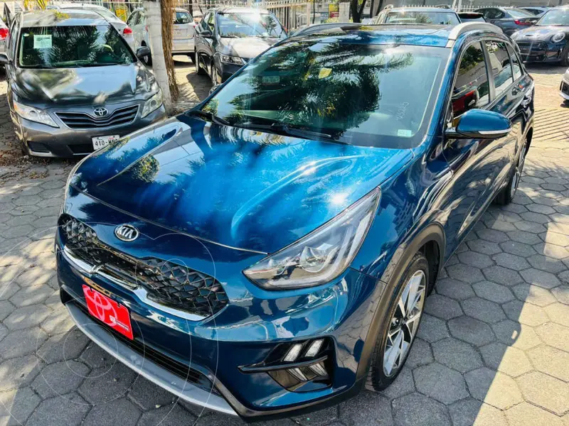 Foto Kia Niro 1.6L GDI EX usado (2020) color Azul precio $298,000
