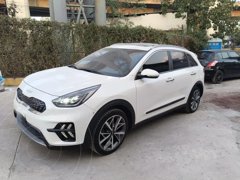 Foto Kia Niro 1.6L EX usado (2022) color Blanco precio $460,000