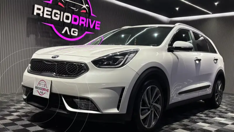 Foto Kia Niro 1.6L GDI EX usado (2019) color Blanco Perla precio $339,900