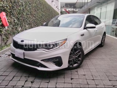 Foto Kia Optima 4p SXL L4/2.0/T Aut usado (2019) color Blanco precio $460,000