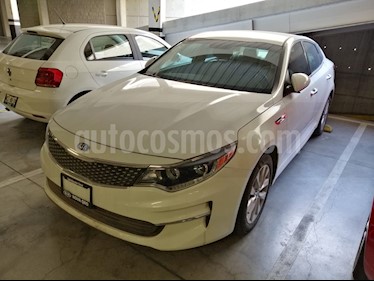 Kia Optima 2.4L GDI EX Pack usado (2018) color Blanco precio $310,000