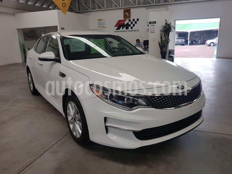 foto Kia Optima 2.4L GDI EX usado (2018) color Blanco precio $339,000
