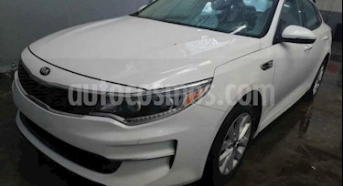 Foto Kia Optima 2.4L GDI LX usado (2017) color Blanco Perla precio $229,000