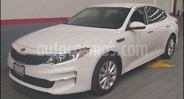 foto Kia Optima 4p EX L4/2.4 Aut usado (2018) color Blanco precio $349,000