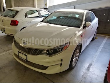 Kia Optima 2.4L GDI EX usado (2018) color Blanco Perla precio $305,000