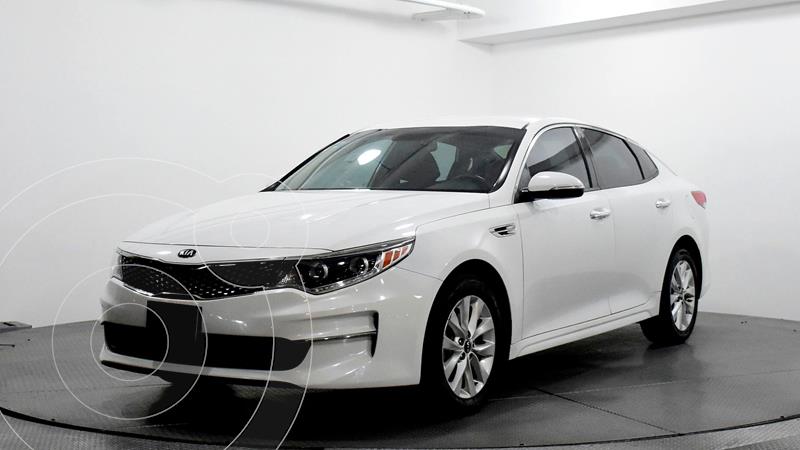 Kia Optima 2.4L GDI EX Pack usado (2016) color Blanco precio $225,000