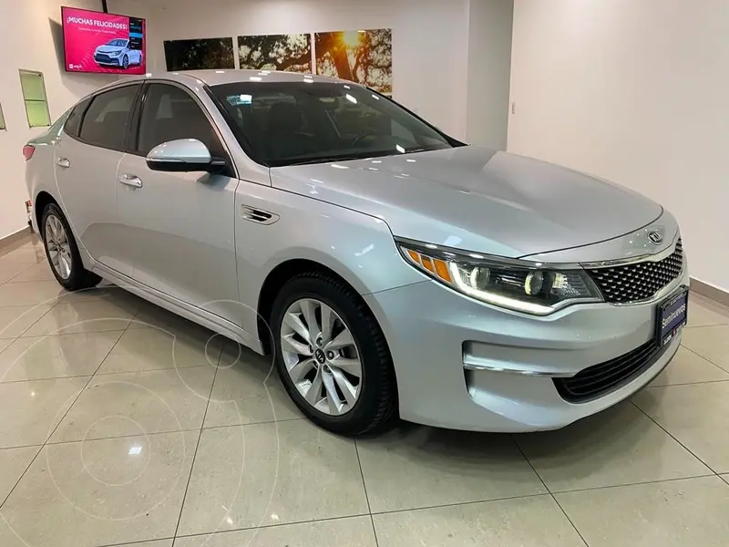 Foto Kia Optima 2.4L GDI EX usado (2016) color Plata Brillante precio $199,000