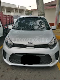 foto KIA Picanto 1.0L usado (2019) color Gris precio $34.000.000