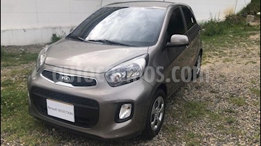 foto KIA Picanto 1.1 EX AA Mec 5P usado (2016) color Gris precio $26.500.000