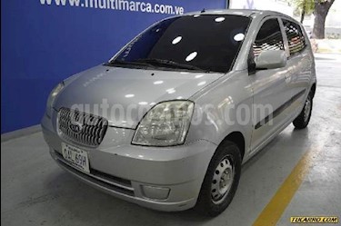 Kia Picanto 1.1L usado (2018) color Gris precio BoF95.000.000
