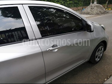 foto KIA Picanto 1.2L usado (2016) color Gris precio $27.500.000