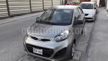 foto KIA Picanto 1.1L LX Aut usado (2013) color Gris precio $4,000