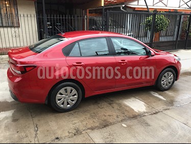 foto Kia Rio 4 1.4L LX AC ABS usado (2019) color Rojo precio $7.750.000