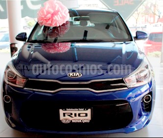 Foto venta Auto nuevo Kia Rio Hatchback EX color Azul precio $300,900