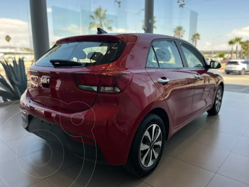 kia rio-hatchback
