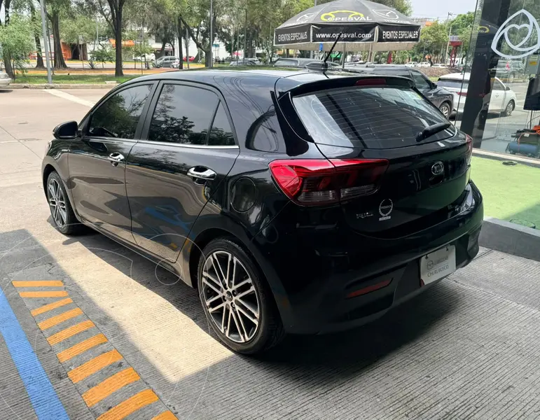 kia rio-hatchback