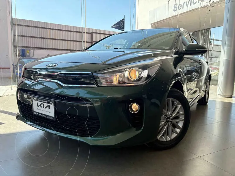 Foto Kia Rio Hatchback EX usado (2018) color Verde financiado en mensualidades(enganche $61,812 mensualidades desde $5,490)