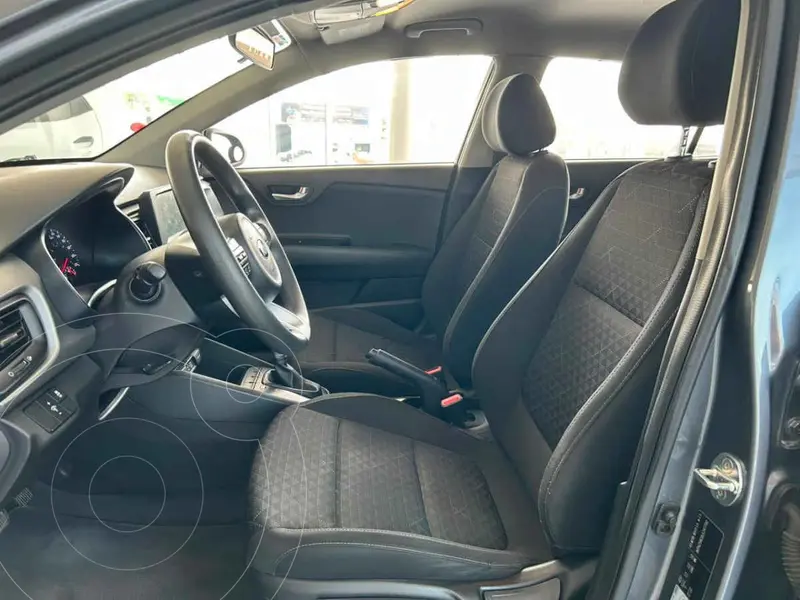 kia rio-hatchback