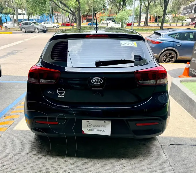 kia rio-hatchback