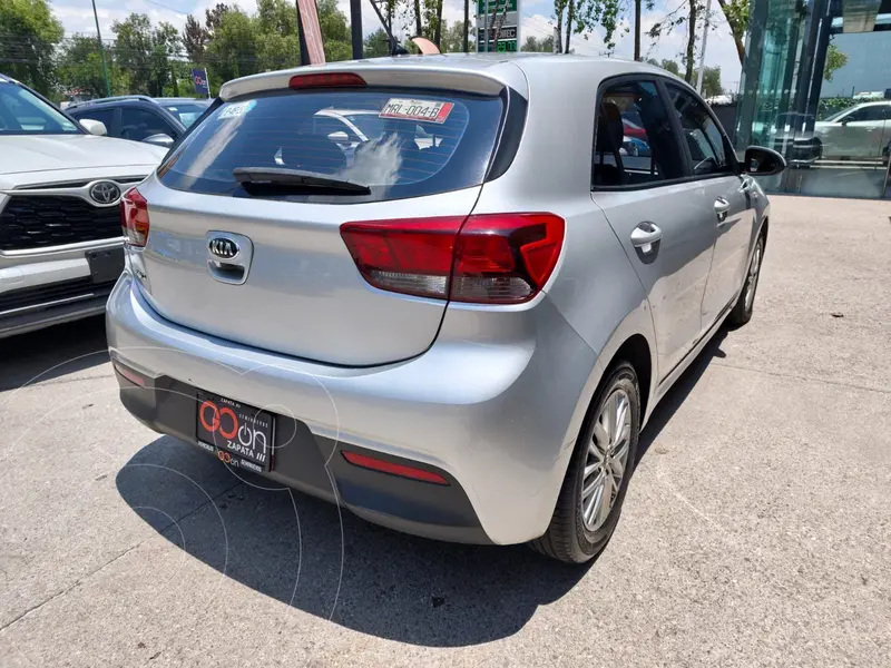 kia rio-hatchback