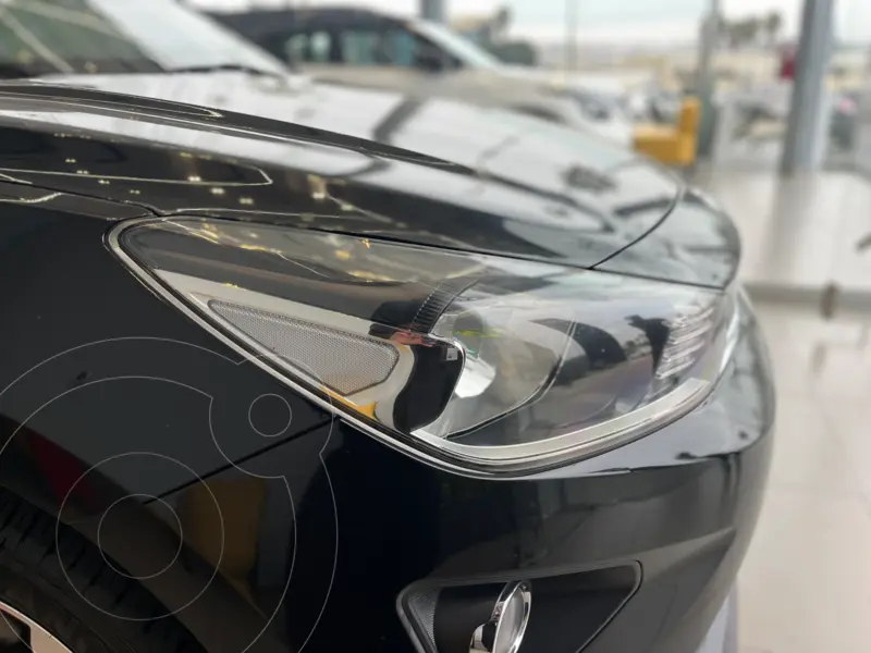 kia rio-hatchback