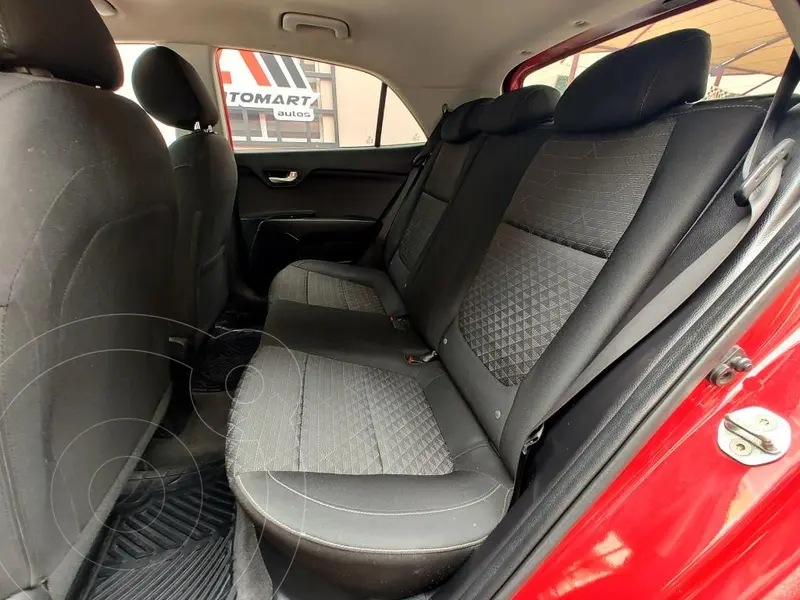 kia rio-hatchback