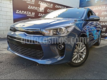 Kia Rio Hatchback EX Aut usado (2018) color Azul Azzuro precio $235,000