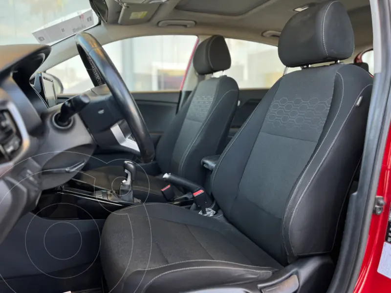 kia rio-hatchback
