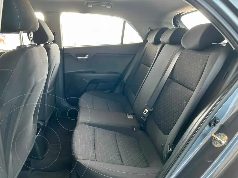 kia rio-hatchback