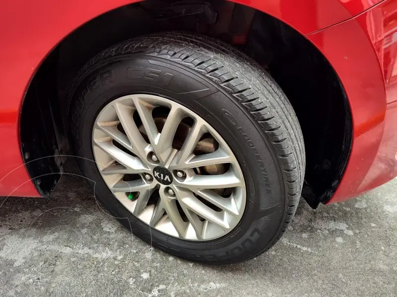 kia rio-hatchback
