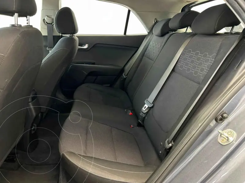 kia rio-hatchback
